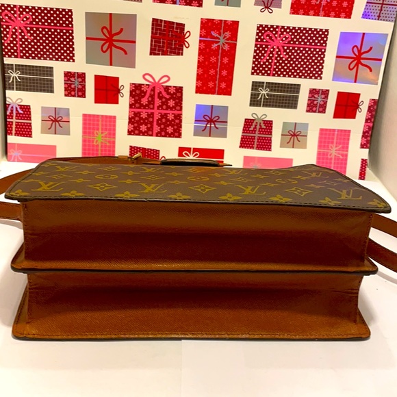 Vintage Louis Vuitton Shoulder/ Crossbody Bag - Picture 6 of 11